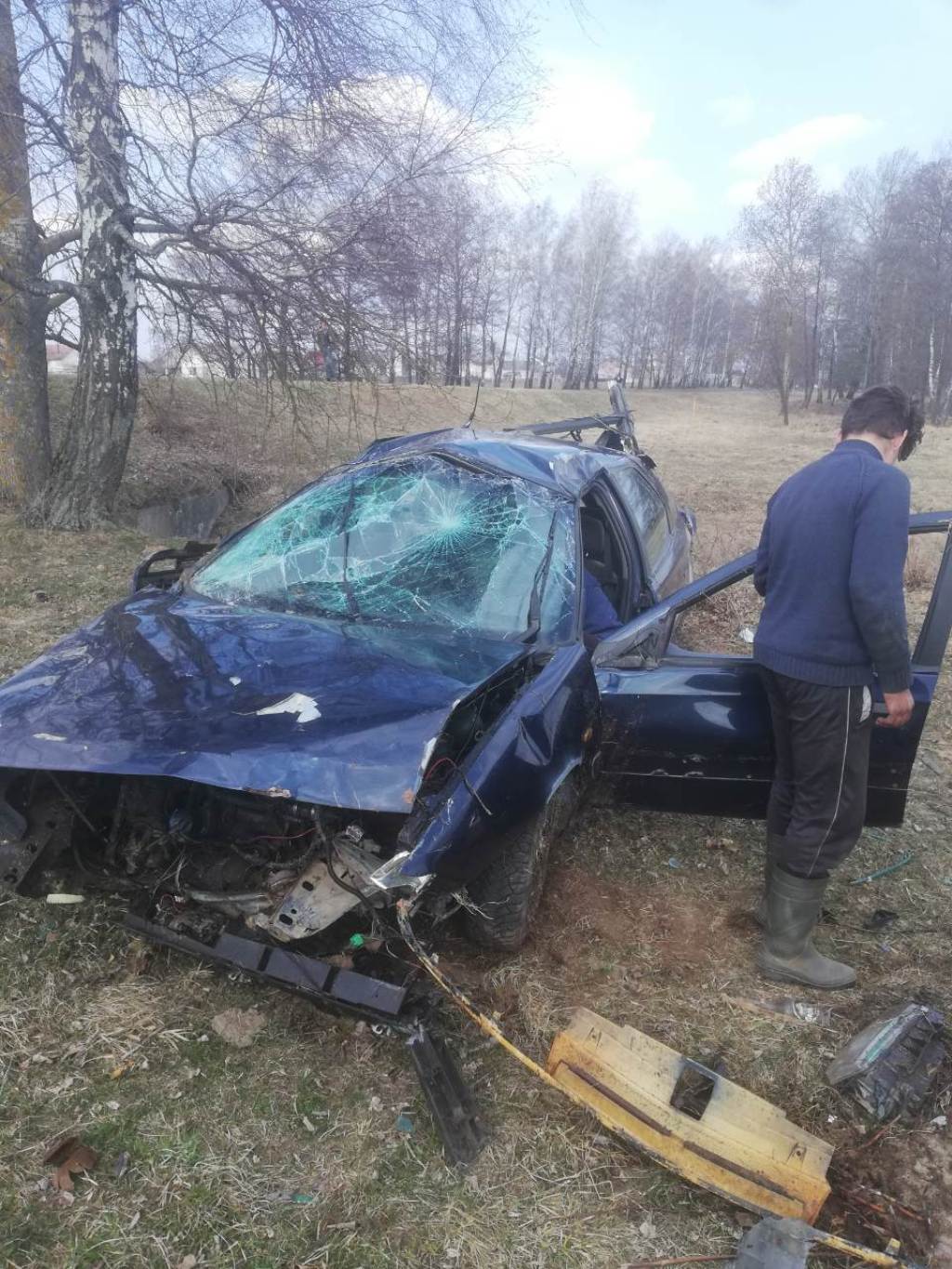 Машина пронеслась мимо автомобиля группы задержания и вылетела в кювет.  Водитель был пьян. | Могилевское областное управление департамента охраны  МВД Республики Беларусь