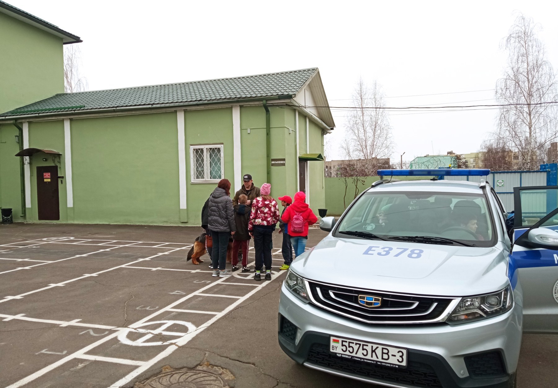 IMG-52a38554ab11f9b92710751f84735d41-V