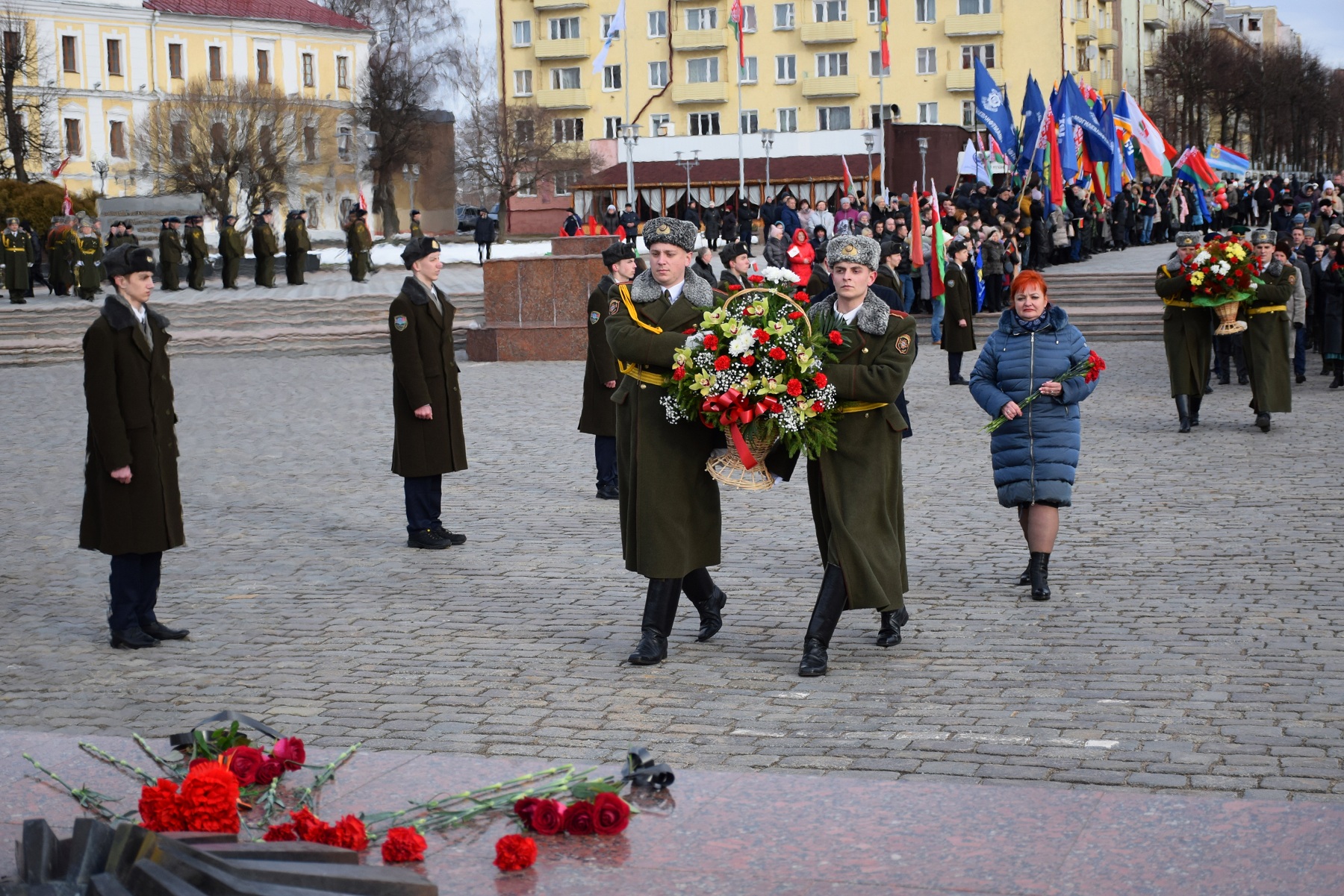 Слава в могилеве. Могилёв площадь славы.